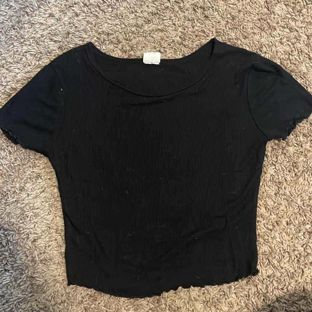 black crop top